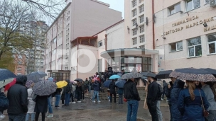Blokirani ulazi i učionice